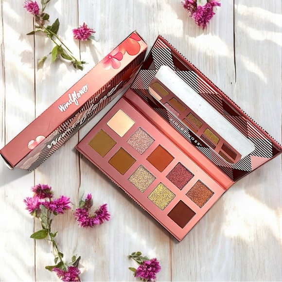 VIOLET VOSS Windflower Fun-Sized 10-pan Palette - Picture 3 of 9